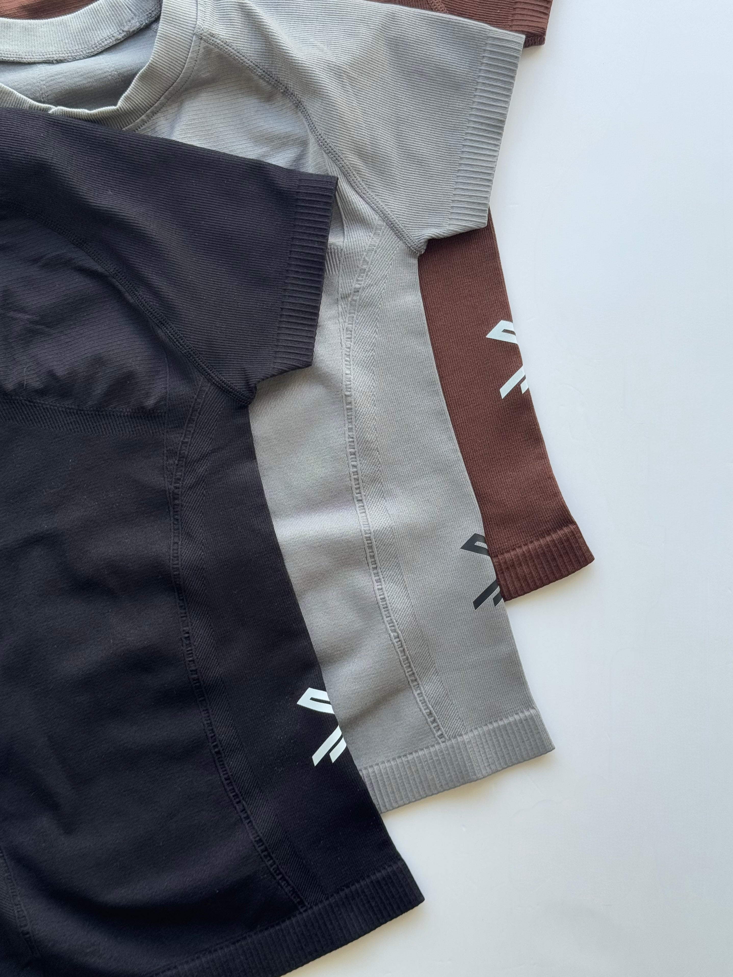 PERFORMANCE FIT TEE