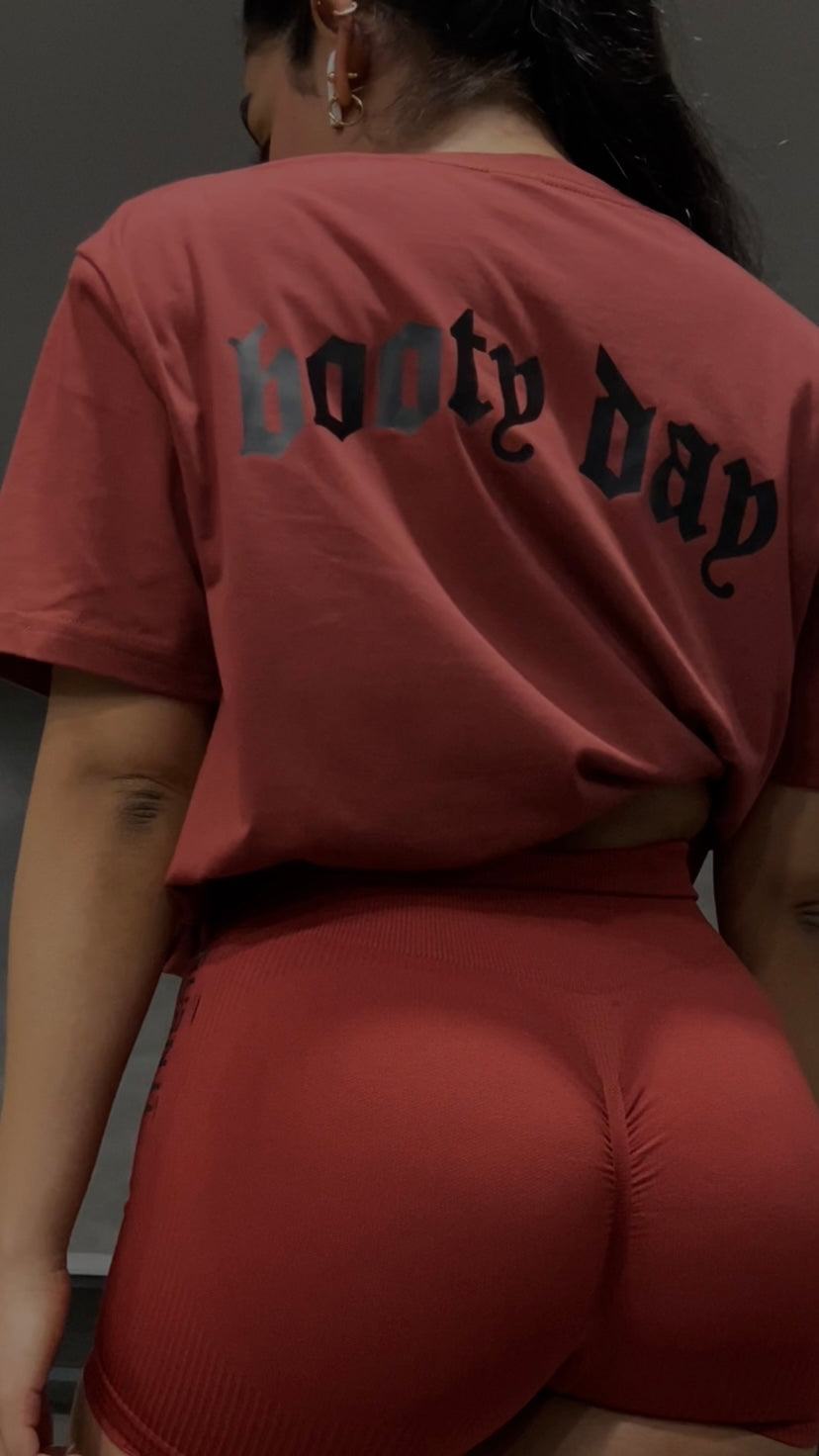 BOOTY DAY T-SHIRT