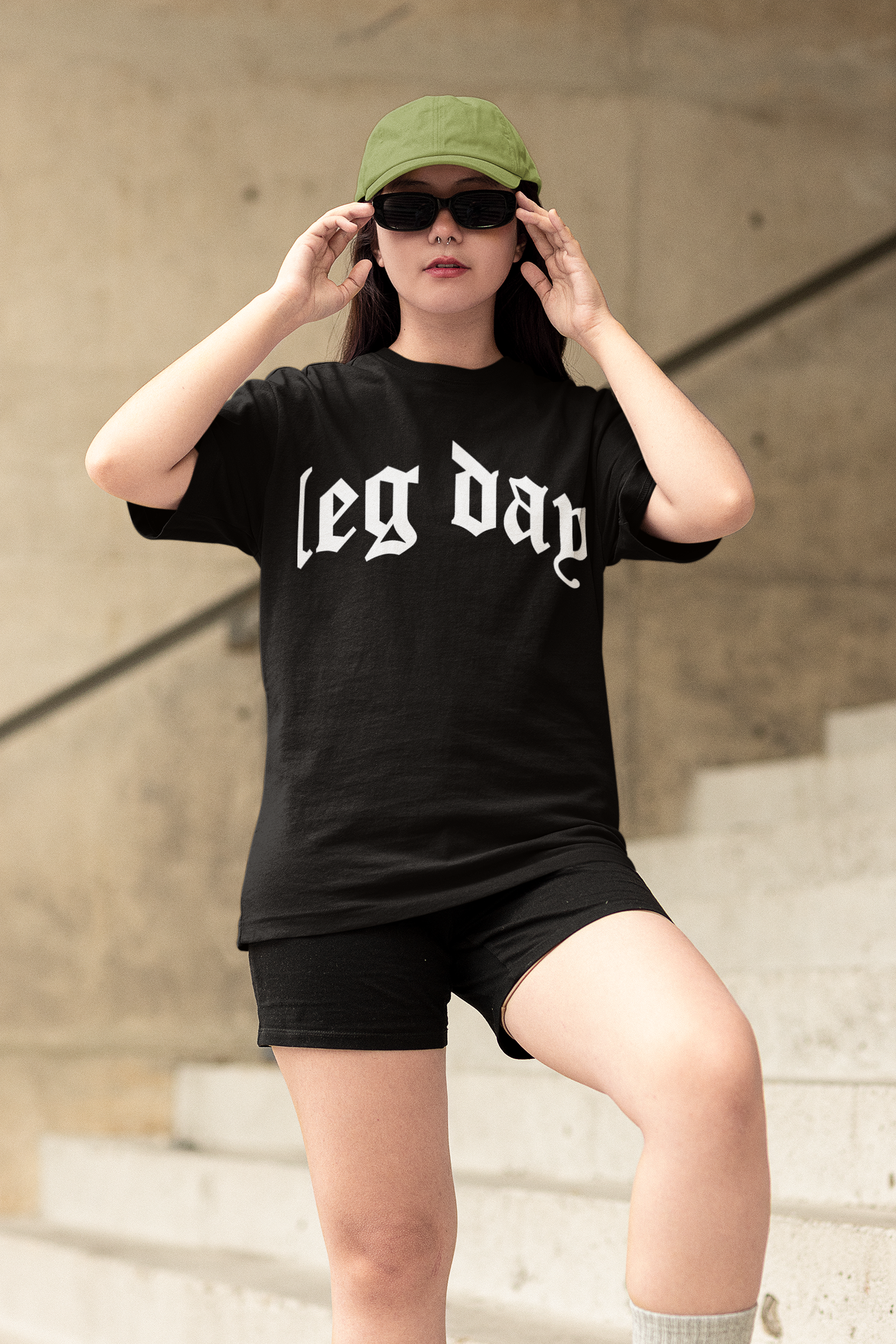 LEG DAY T-SHIRT FOR HER
